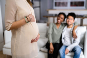 midiowa-fertility-Exploring-Parenthood-Solo-Donors_-Surrogates-_-Alternative-Family-Building-Methods