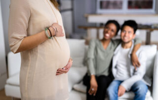midiowa-fertility-Exploring-Parenthood-Solo-Donors_-Surrogates-_-Alternative-Family-Building-Methods
