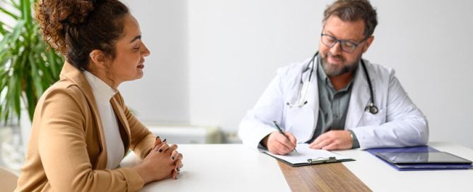 mid-iowa-fertility-Advanced-Maternal-Age-How-To-Pick-A-Reproductive-Endocrinologist