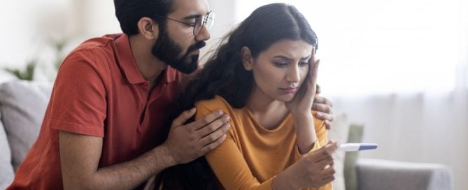 mid-iowa-fertility-Navigating-The-Emotional-Journey-Infertility-Support-For-Couples